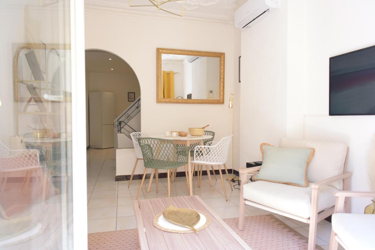 Ylang-Ylang, Maison De Village A 10 Minutes Des Plages Сен-Лоран-де-ла-Саланк Екстер'єр фото